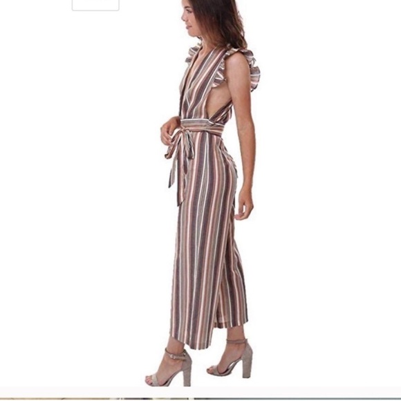 New Storia Multi Striped Crop Cut Out Back Ruffle Jumpsuit Size Small New - Picture 2 of 10